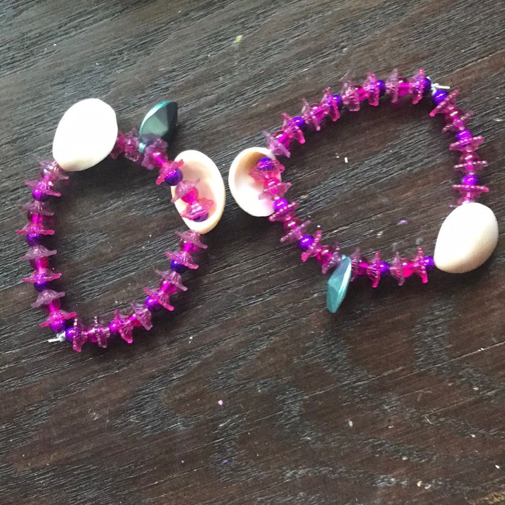 Friendship bracelets made from home